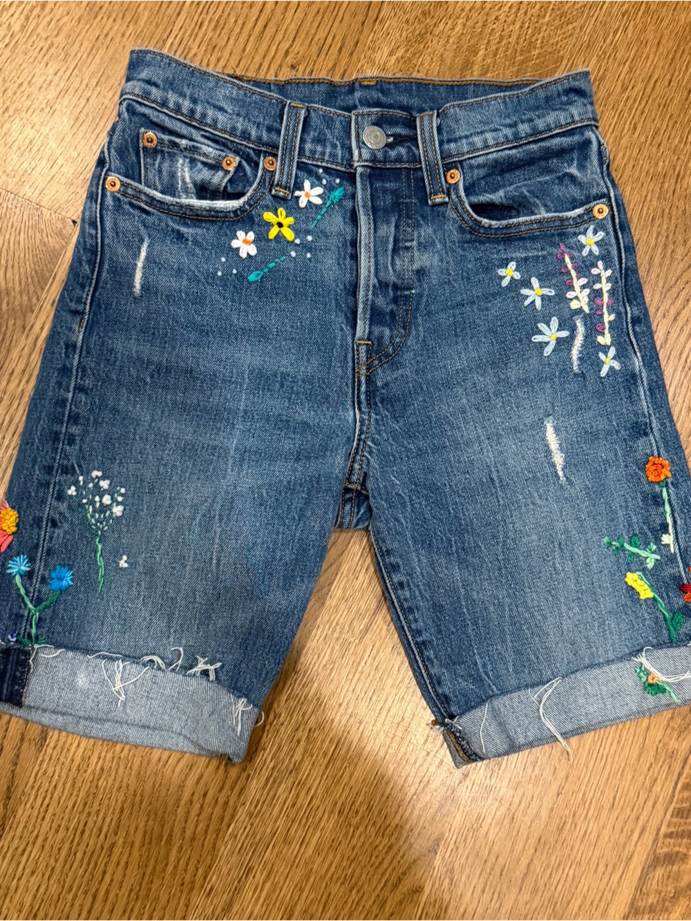 Levi's Blue Upcycled Embroidered  Jean Shorts Stitched Women’s Sz 24 Impressive!